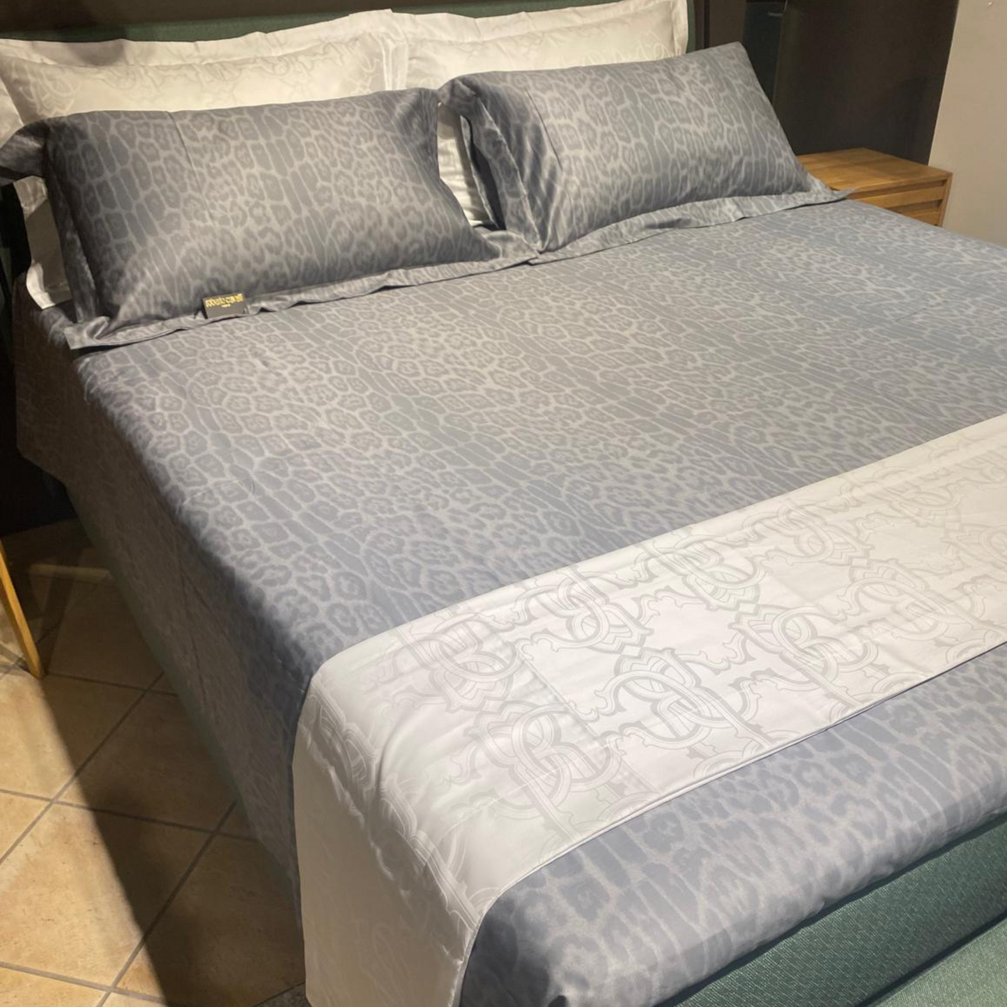 Completo lenzuola Pantera in Raso FINE SERIE