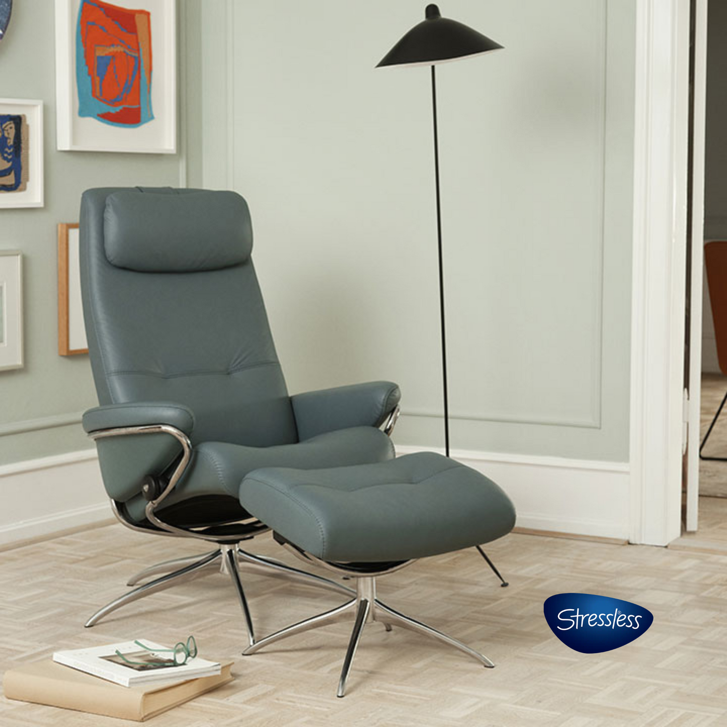 Berlin High Back + Pouf