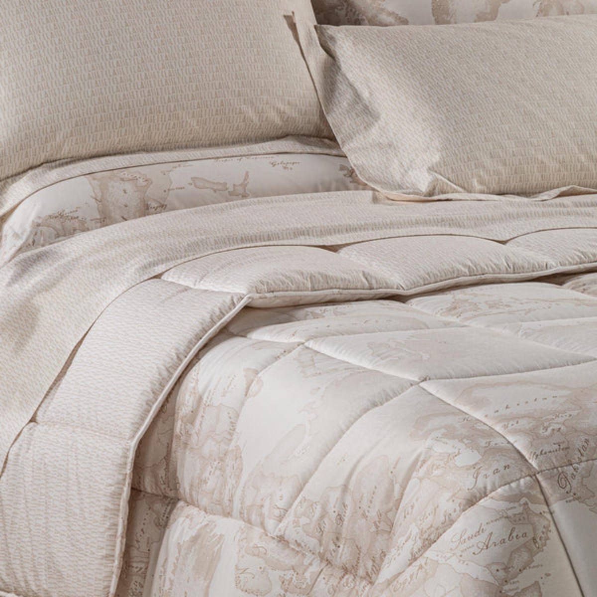 Trapunta Geo White In Raso Di Puro Cotone