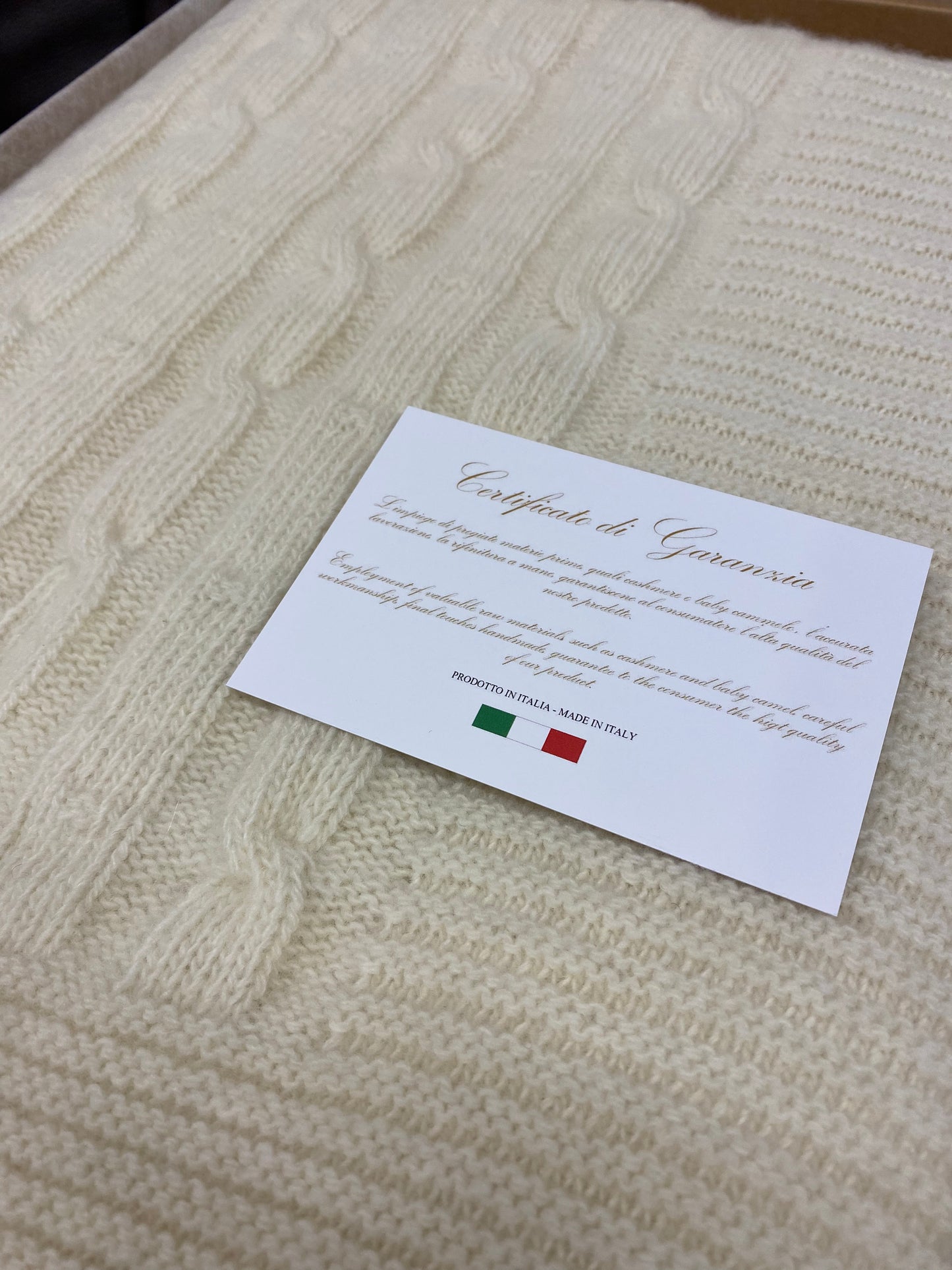 Plaid Treccia Misto Cashmere - Lavorazione a maglia