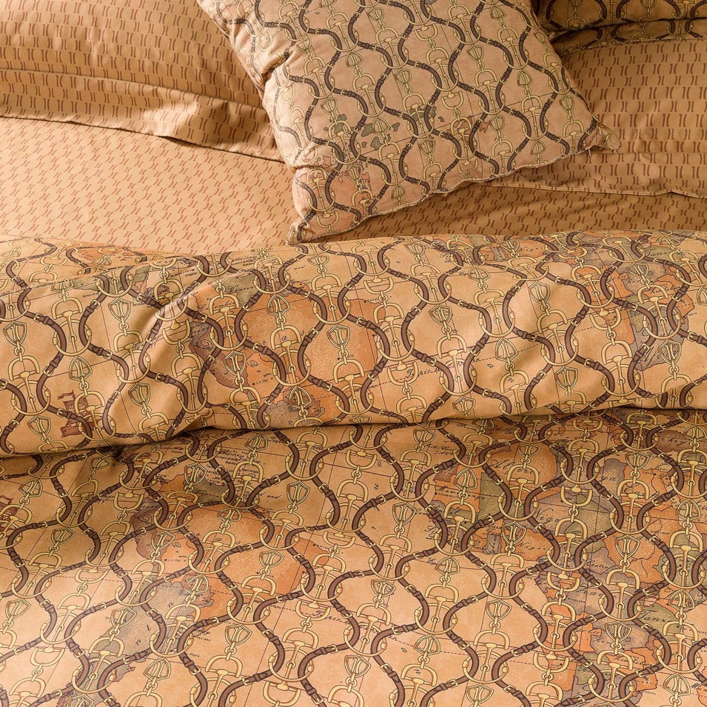 Completo Copripiumino Geo Morsetto Cuoio in Raso di Puro Cotone