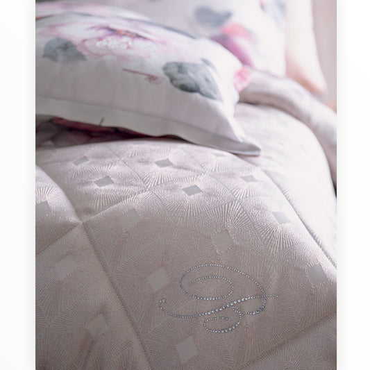 Copriletto Dayane Jaquard con Logo in cristalli