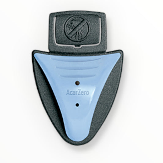 Dispositivo protettivo acaricida a battericida per materassi