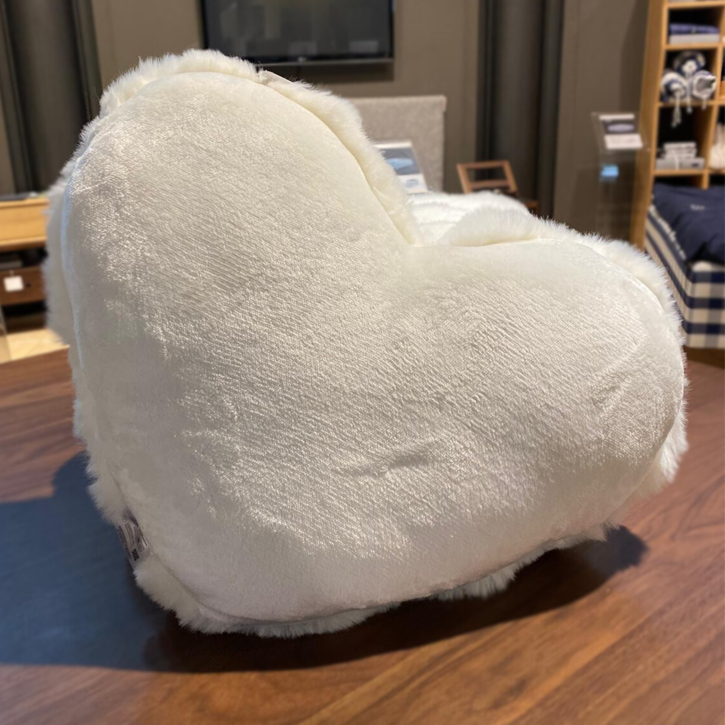 Cuscino a cuore Prestige in Ecopelliccia